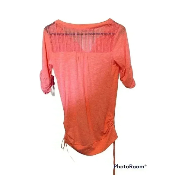 NO BOUNDARIES SIZE MEDIUM PEACH BLOUSE - Picture 2 of 2